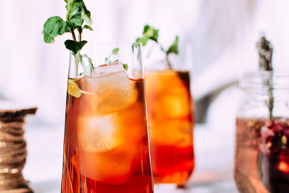 Two Easy Ways to Make Really Healthy Iced Tea at Home - Paromi Tea