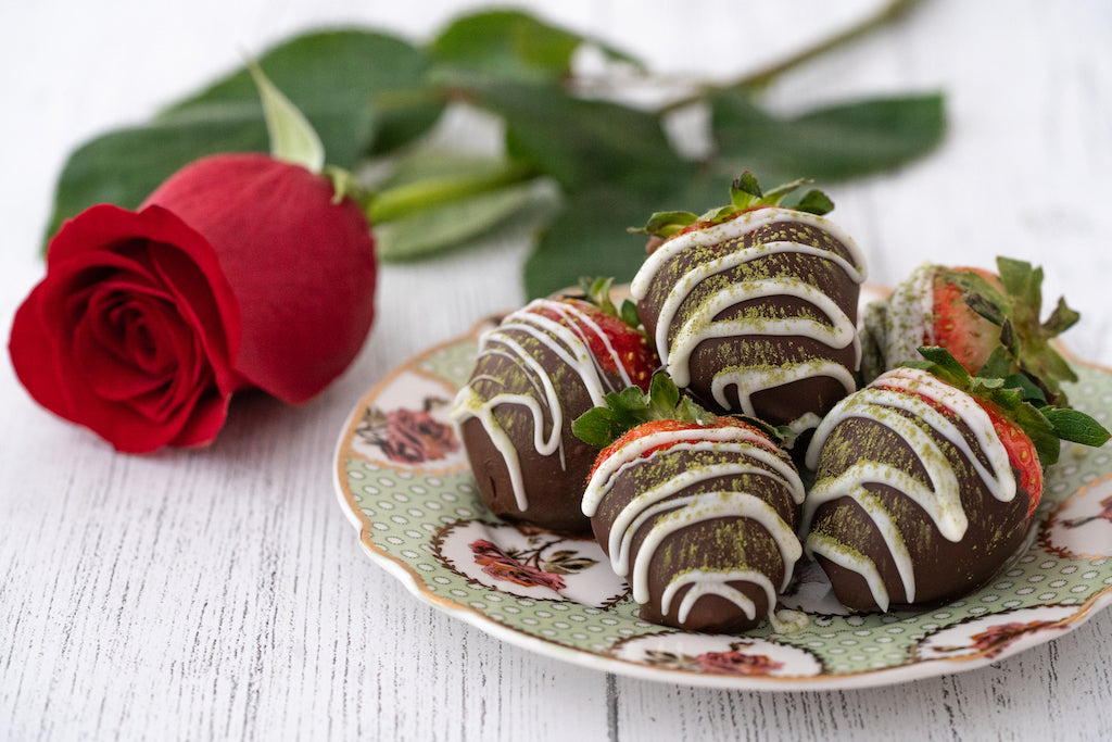 Chocolate Matcha Strawberries | Paromi Tea